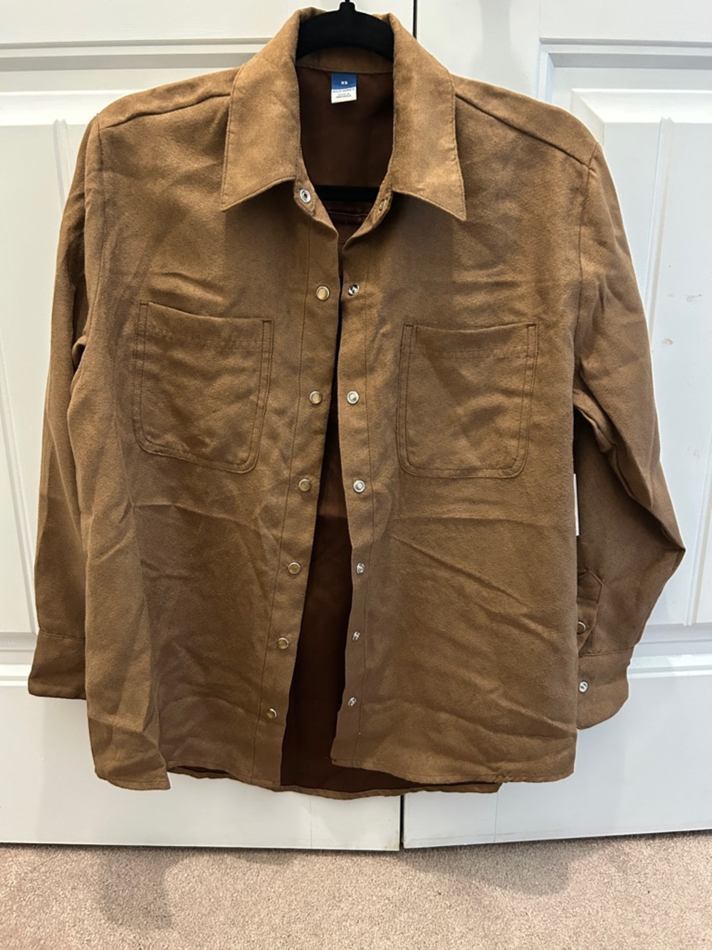 NWT Old Navy Women’s Brown Suede Pearl Snap